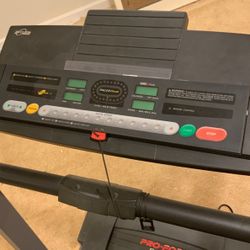 Pro Form 585QS Treadmill 