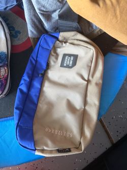 Herschel Supply Cross Body Bag