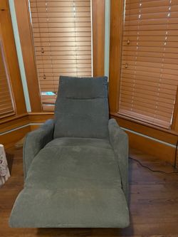 Power Lift Recliner
