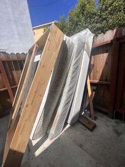 2 Queen Beds With Box Spring And Head Board