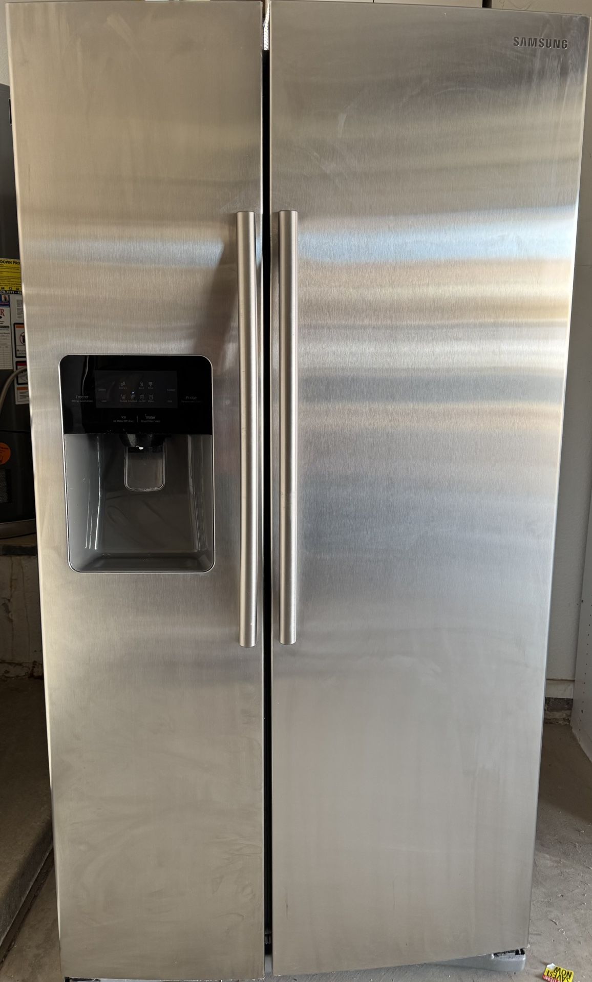 Samsung 25 Cubic Feet Side By Side Refrigerator, LED Lights, 36”w X 32”d X 70”h, New Control Damper, Great Condition, Can Help With Delivery 