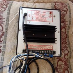 ARBE-3 Universal Battery Eliminator 