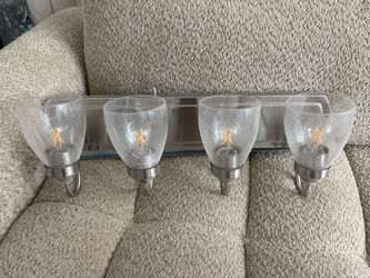 Bathroom light fixture