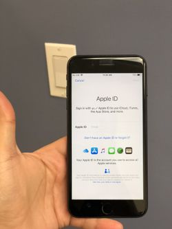 iPhone 8 256GB Factory Unlocked