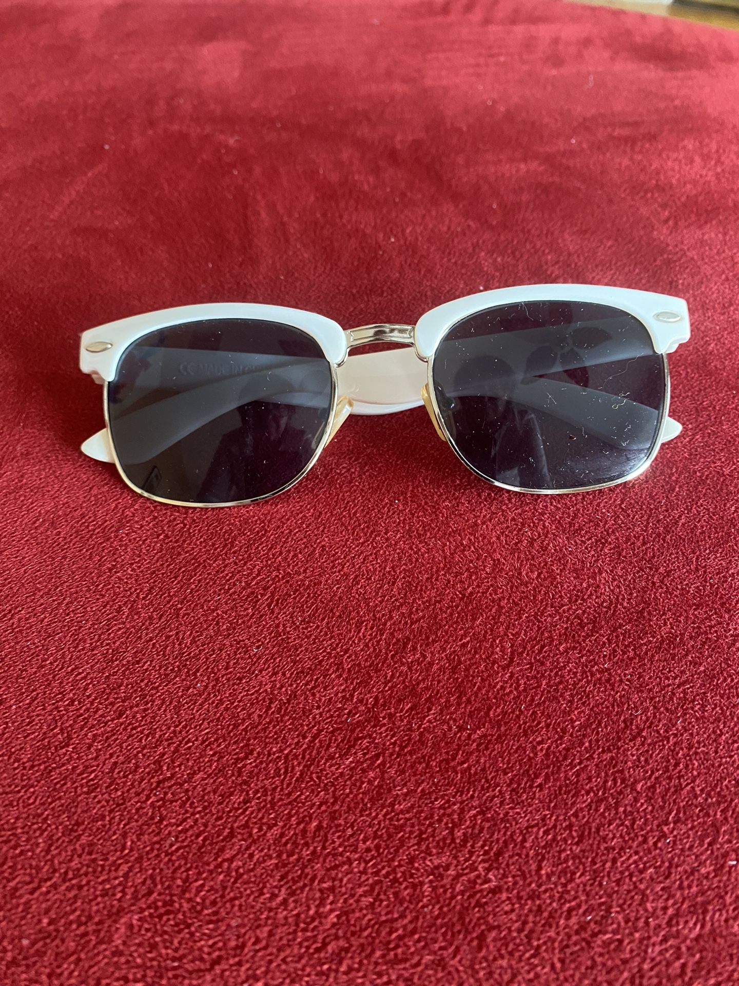 Budweiser Sunglasses - White & metal Frames