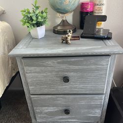 Queen Mattress, Platform Frame And Night stands 