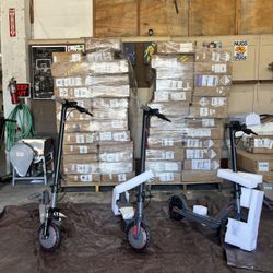 Scooters eléctricos en REMATE, recién llegados en 190 Martha st San José ca!!!  Nuevos , con cargador y caja!!!!  Chico Mediano  Grande!!!!!   Ven por