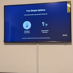 Samsung - 43” Class Q60D Series QLED 4K Smart Tizen TV