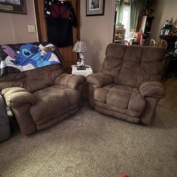 2 Catnapper Recliner 