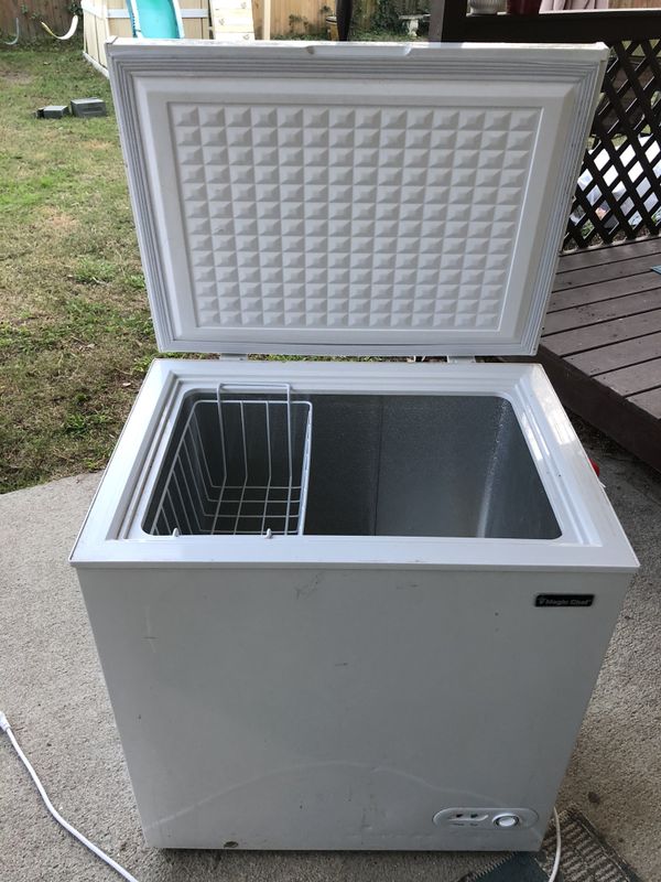 MAGIC CHEF 5.2 DEEP FREEZER for Sale in Norfolk, VA OfferUp