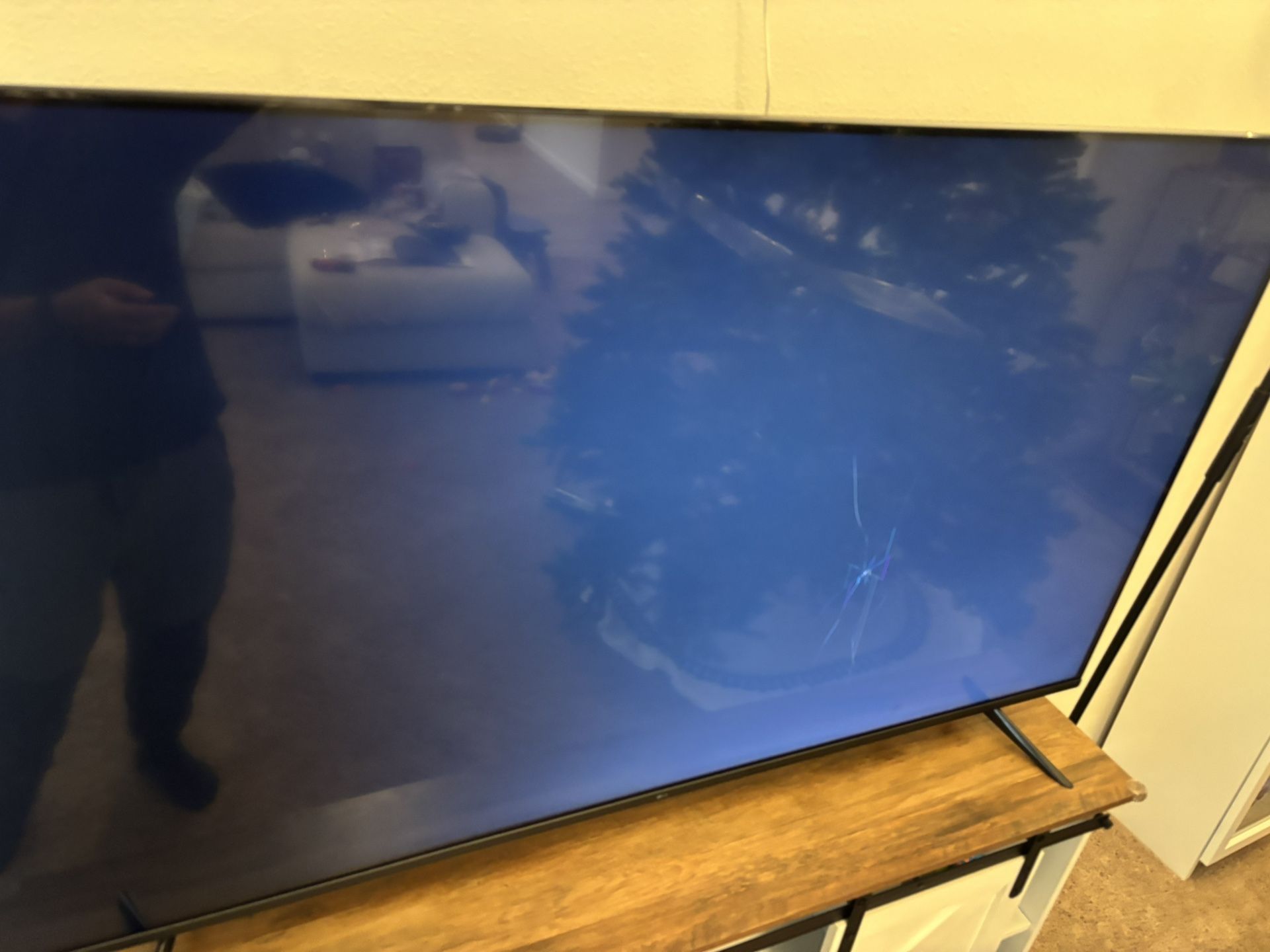 Free 65 Inch Smart TV Cracked Screen
