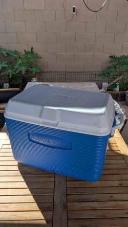Rubbermaid Blue Cooler ~45-48 qt, Made in USA