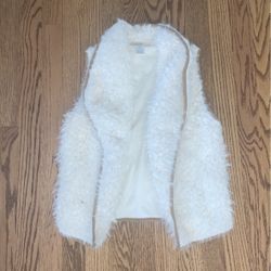 Girls Size 10/12 Fuzzy Vest