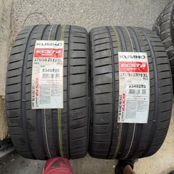 Kumho 275 30 R19 
