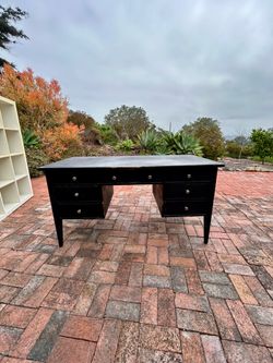Black WOODEN WOOD DESK work space office