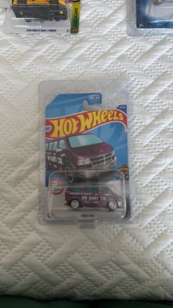 Hot Wheels 2022 Super Treasure Hunt Dodge Van Ryu's Rides W/ Protector