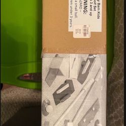 New Pottery Barn Kids Golf Set ($18)