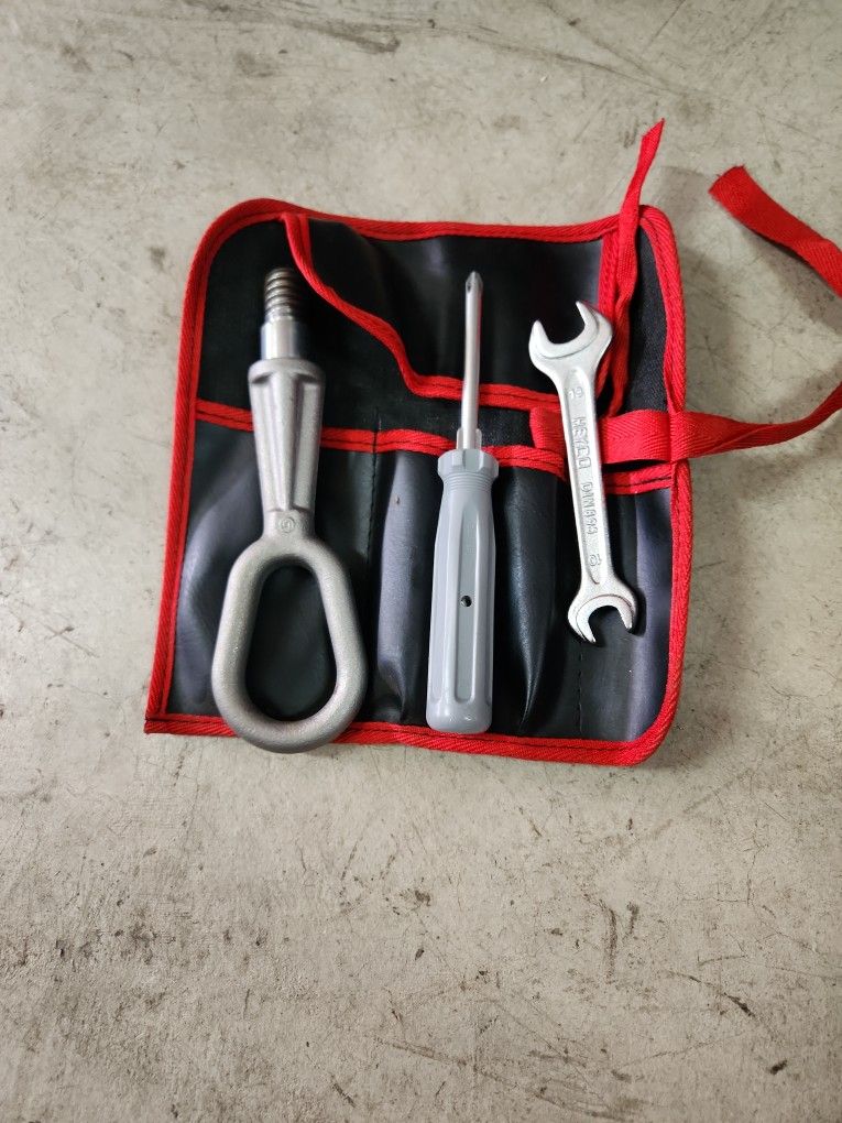 BMW Towing Hinge - Genuine BMW (contact info removed)3