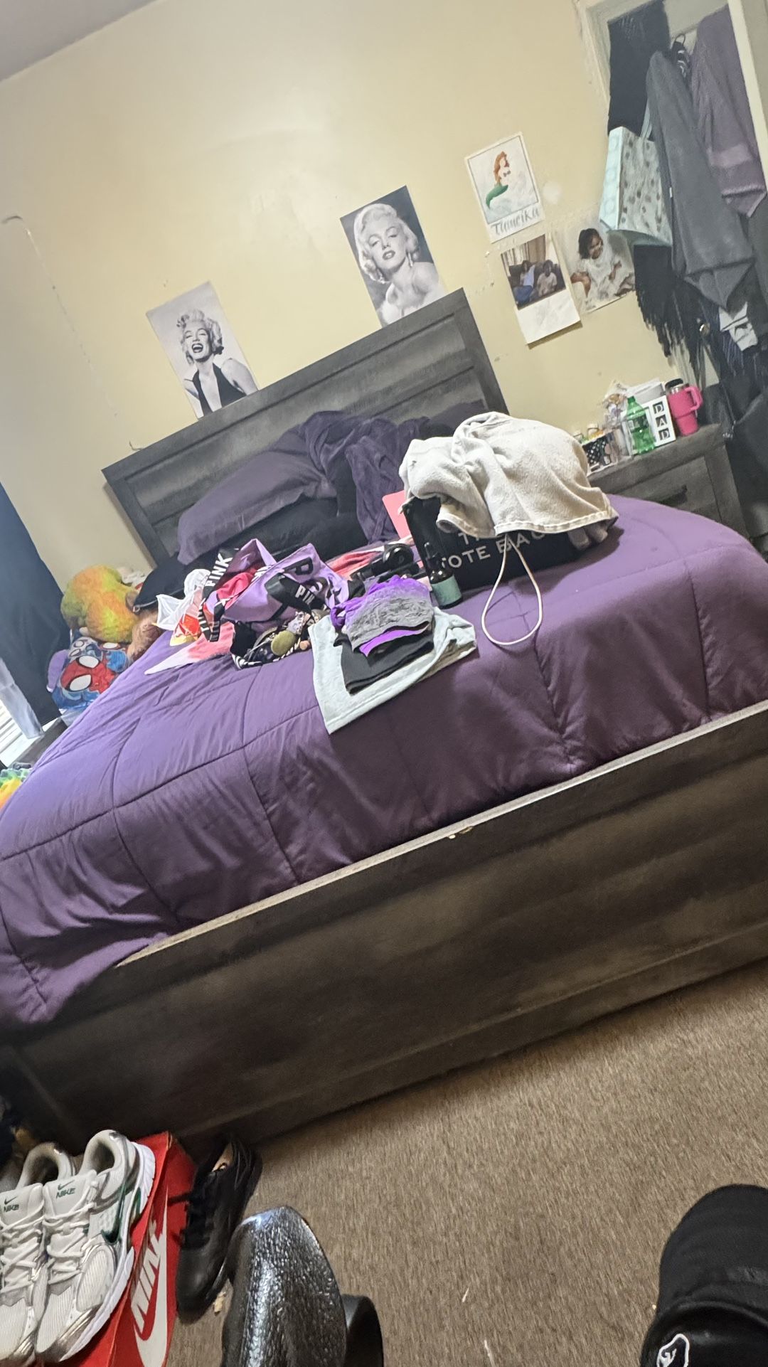 Bedroom Set