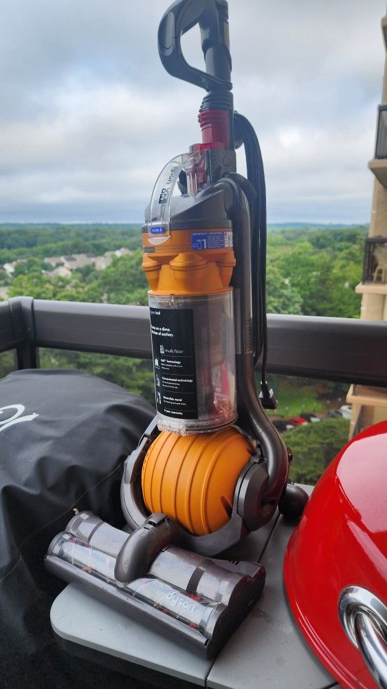 Dyson Ball Multi Floor Upright Vacuum DC 24