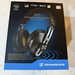 Sennheiser Momentum 2.0 Wireless Over-Ear Headphones (HD1 M2 AEBT) - Excellent Condition!