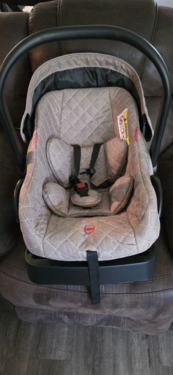 Magic ZC Car Seat With Base