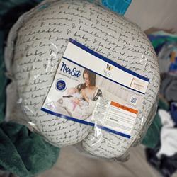 Wolf Essentials N U R S I T Nursing Pillow New