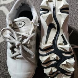 Nike Soccer Cleat Size 12c