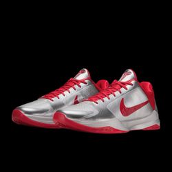 Kobe 5 Caitlin Clark Rookie Of The Year Size 10.5