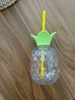 Pineapple Shape Plastic Cup with Straw