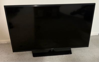 Samsung 42” TV great condition