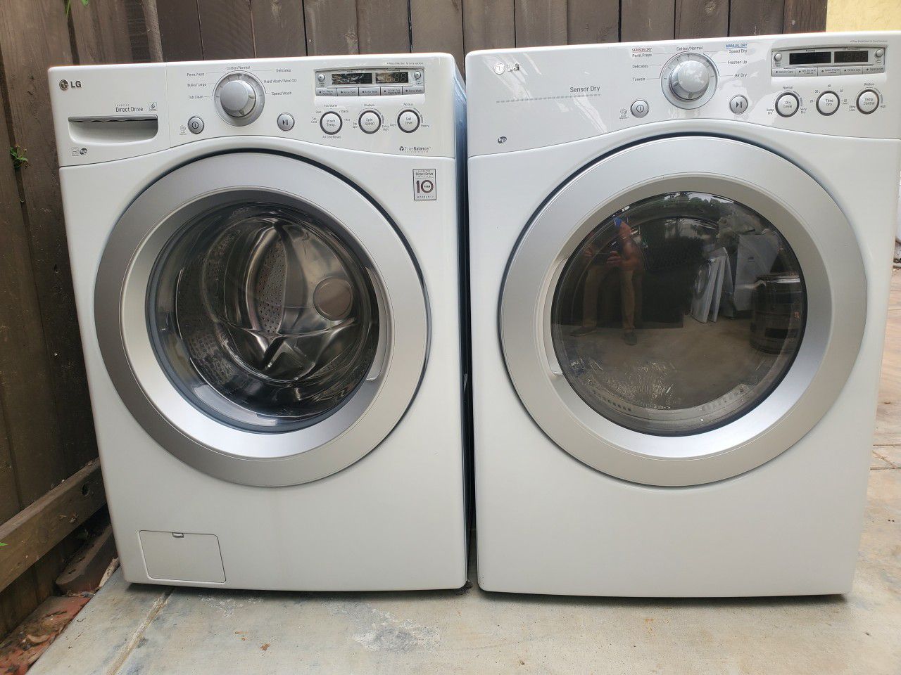 Great working set of LG washer and dryer in excellent condition! Delivered!