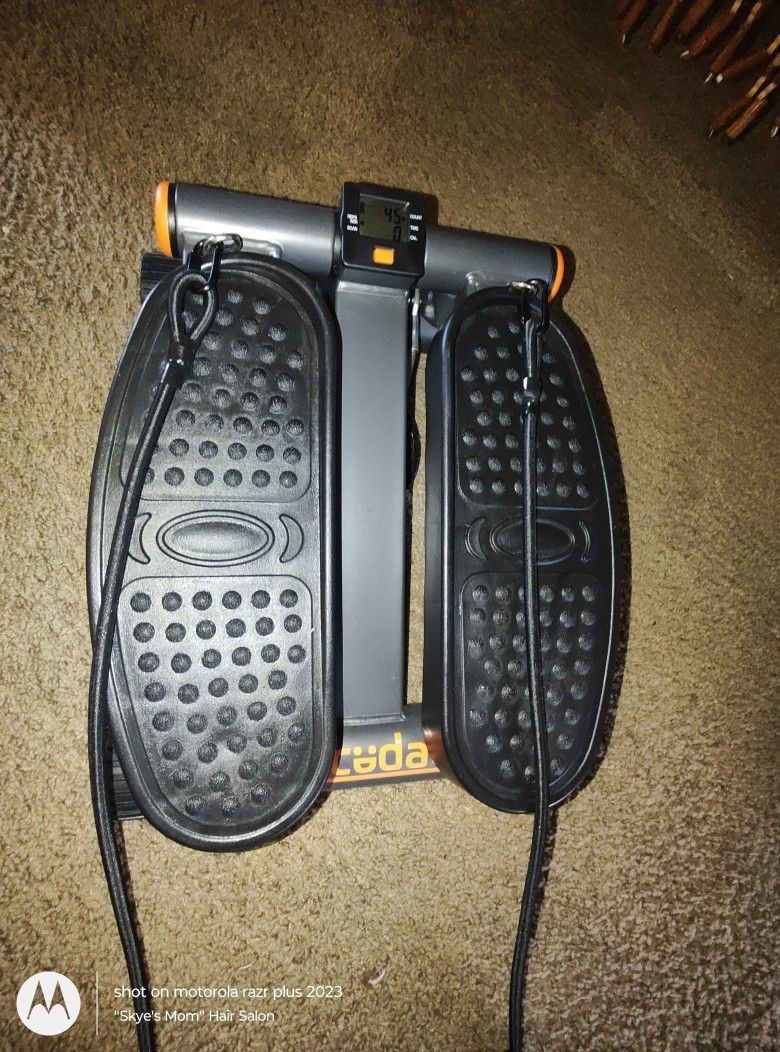NEVER USED "Niceday Steppers" For Exercise, Stair Stepper With Resistance Bands Only $25!!!