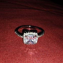 Cubic Zirconia Simulated Diamond Ring Size 8 
