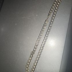Gold 10k Bracelet Asking 500$ Or Best Offer Good For Christmas Gift Can Test It To See If It’s Real 