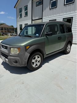 2004 Honda Element