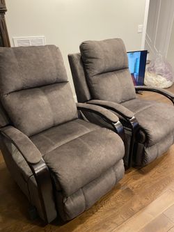 2 Recliner Chairs -Excellent Condition-Almost New As Is Cash Only