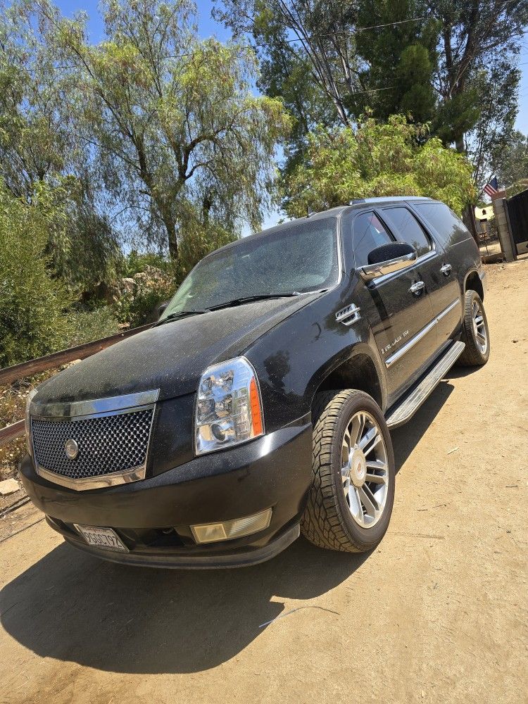 2007 Escalade Part Out, Partes