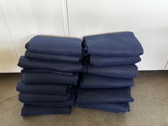 Moving Blankets in Bulk