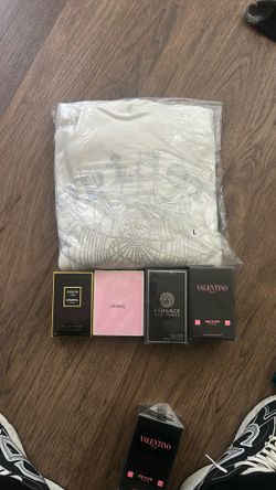 Large White Spider Hoodie And 4 Perfume And Cologne
