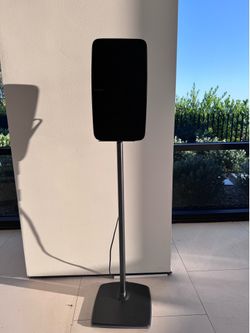 Sanus Speaker Stands for Sonos Five / Play:5 (Pair) – Excellent Condition