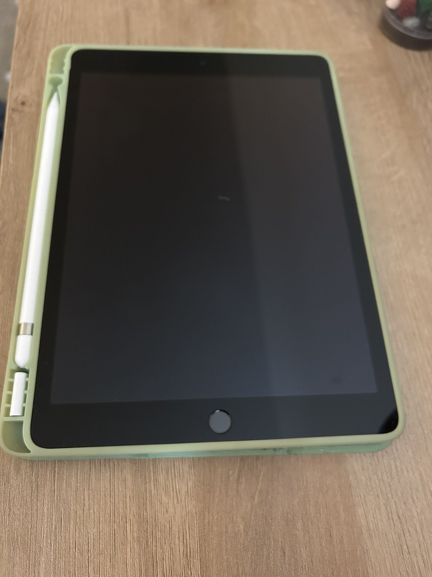 iPad Gen 9 & Apple Pencil