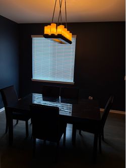 Faux marble dining table with 5 chairs like new