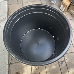 35 Gallons Pots Or Planters 