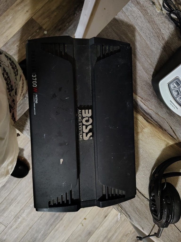Boss Amp