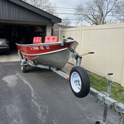 1981 Lowe 14 Foot Deep V Fishing Boat