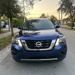 2020 Nissan Pathfinder