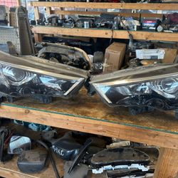 2018 Ford Runner Headlights 