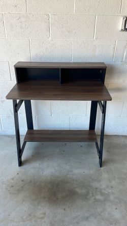Small desk