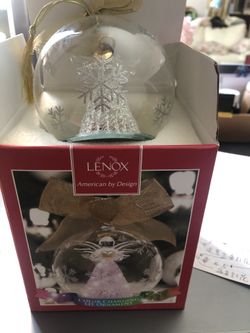 LENOX color changing lit ornament